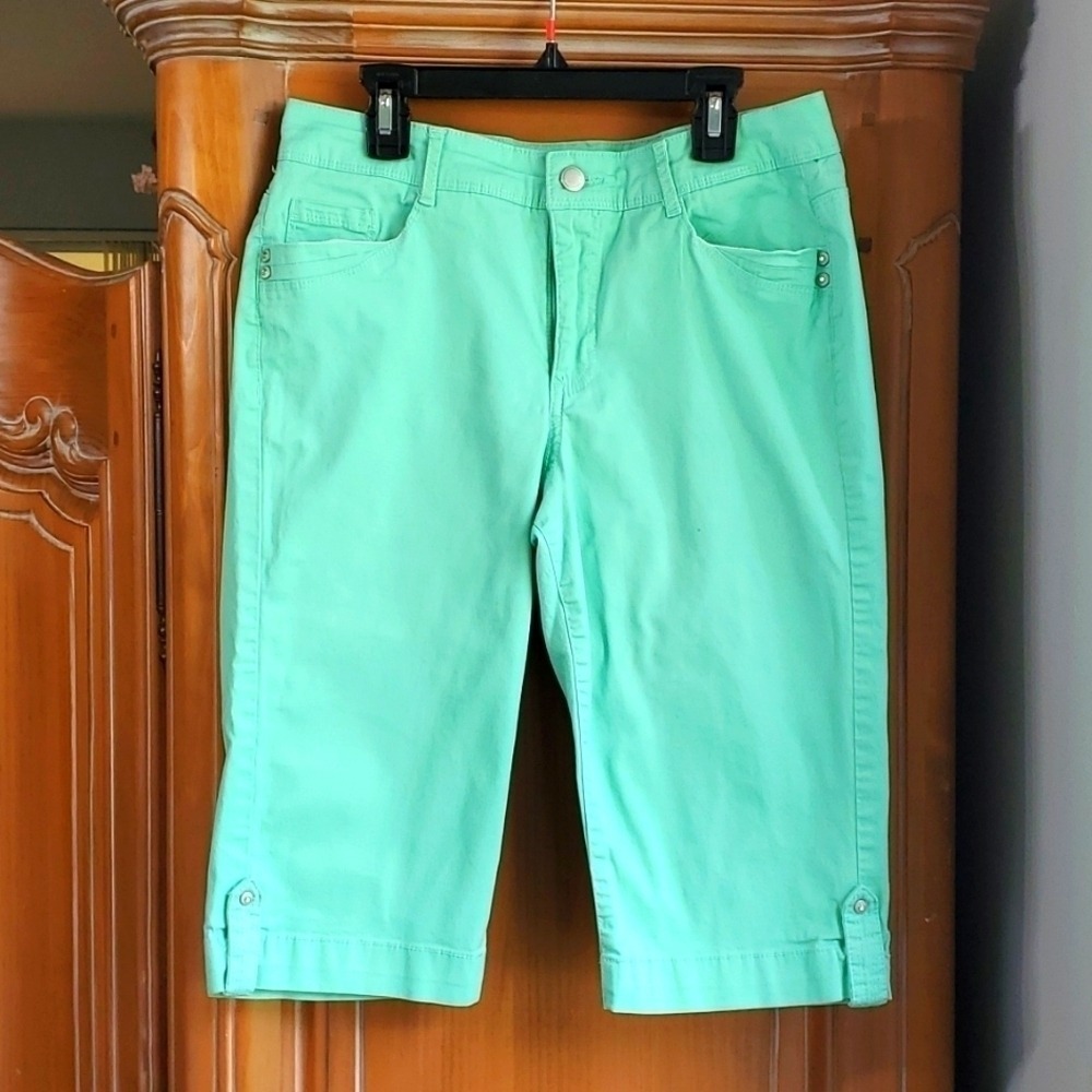 Bandolino Brady Capri Pants Womens Size 6 Green Stretch‎ Cotton Bling